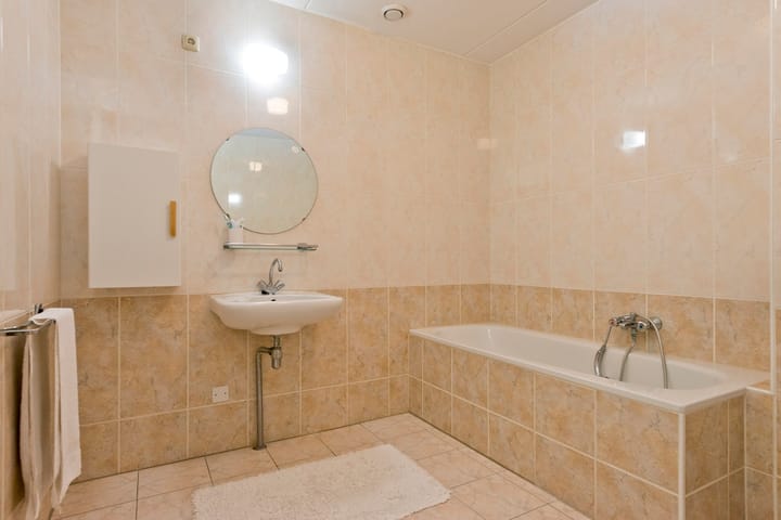 Photo 26 of Augustijnenstraat 37