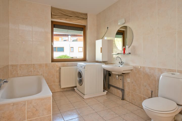 Photo 31 of Augustijnenstraat 37