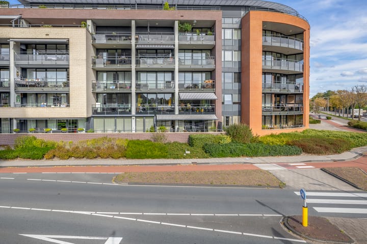 Foto 35 van Grote Woerdlaan 8-E