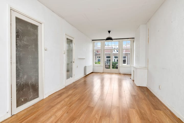 Foto 16 van Brederodestraat 99-3