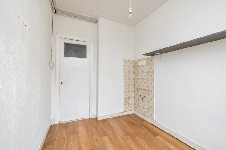 Foto 37 van Brederodestraat 99-3