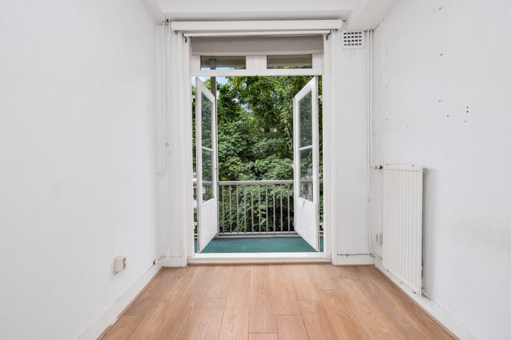 Foto 41 van Brederodestraat 99-3