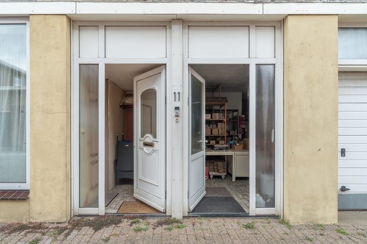 Photo 10 of Kanaalstraat 11