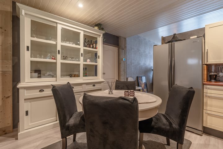 Photo 18 of Kanaalstraat 11