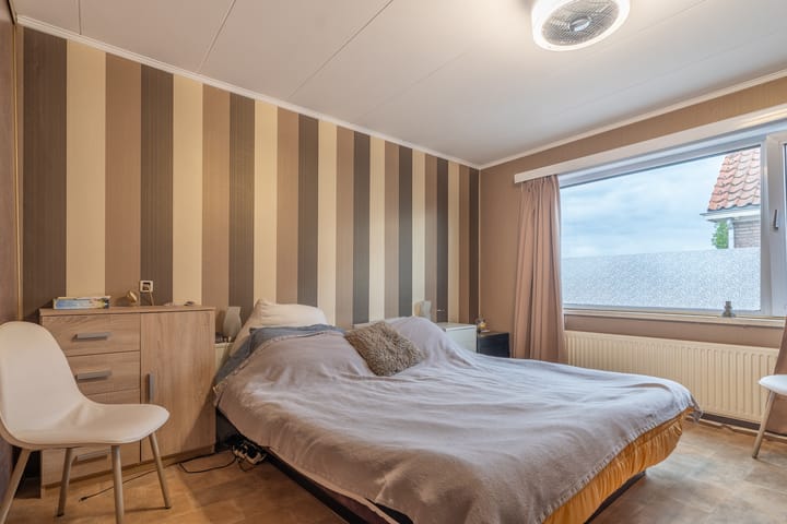 Photo 3 of Kanaalstraat 11