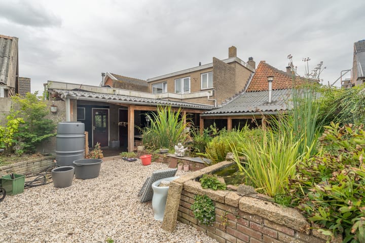 Photo 5 of Kanaalstraat 11