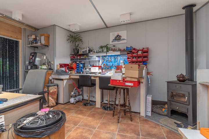 Photo 44 of Kanaalstraat 11