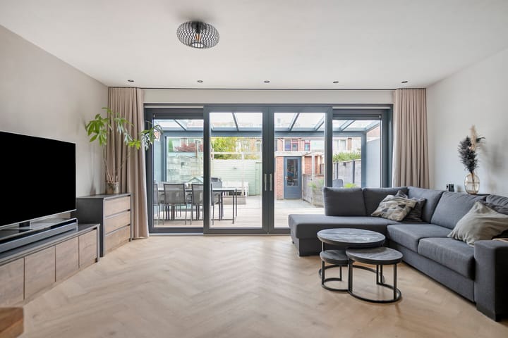 Photo 3 of Aakstraat 12