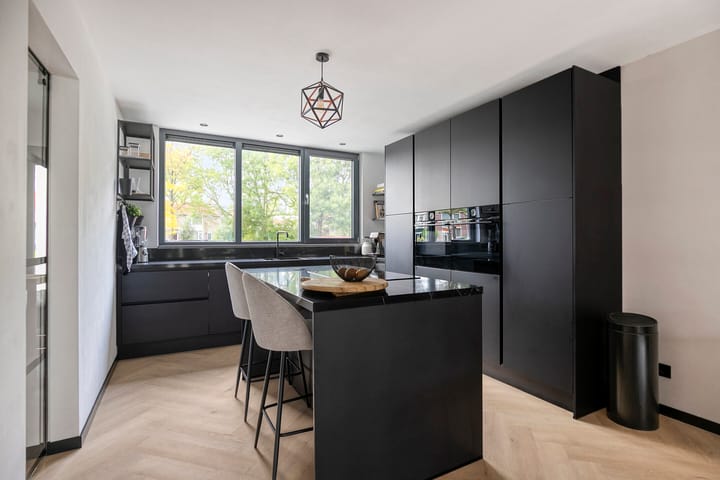 Photo 4 of Aakstraat 12