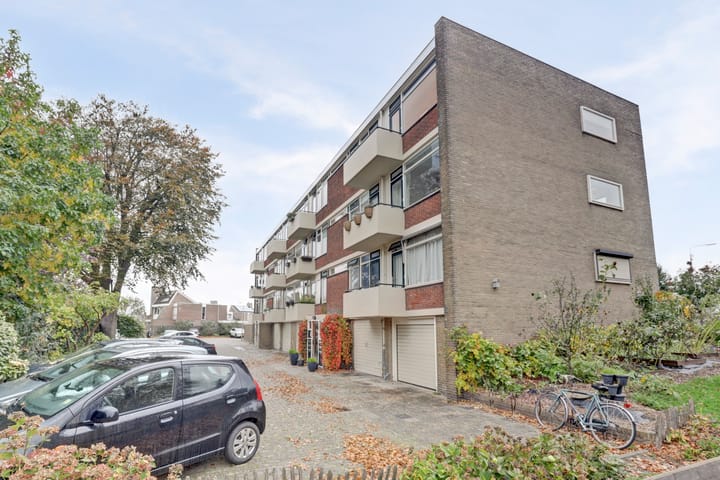 Photo 6 of Van den Endelaan 127