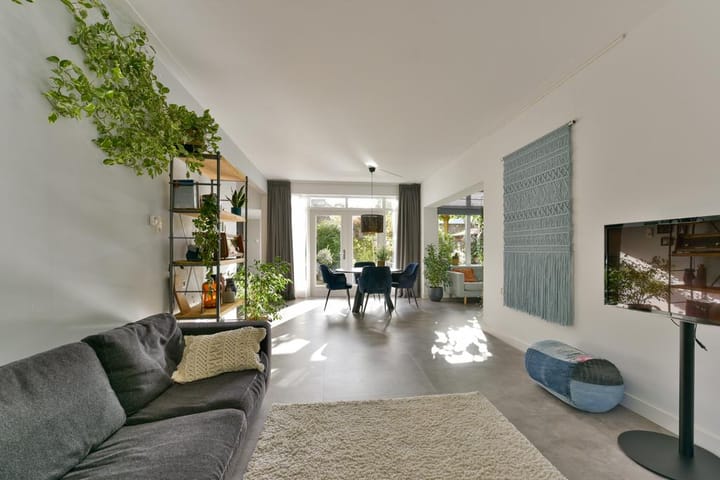 Photo 2 of Oirschotlaan 17