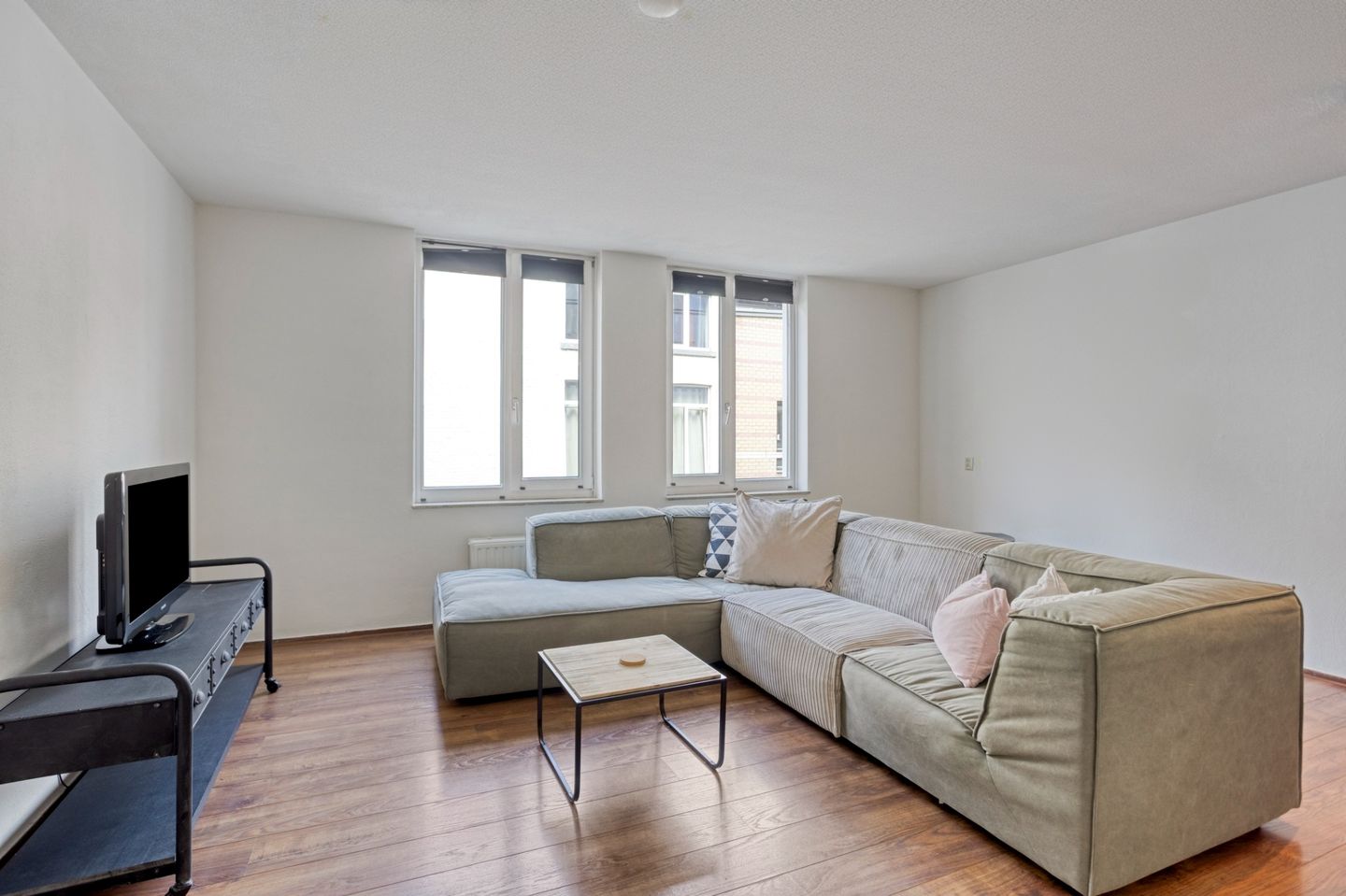 Photo 5 of Wycker Grachtstraat 1-A17