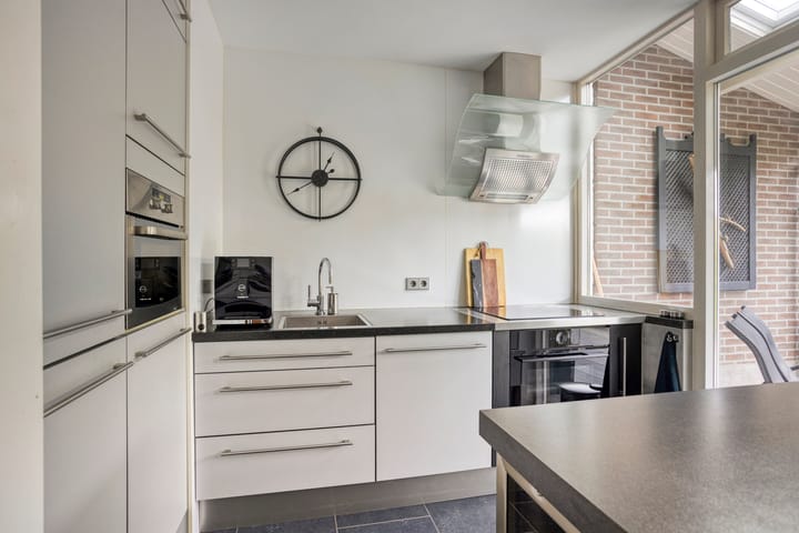 Foto 10 van Utrechtse straatweg 13