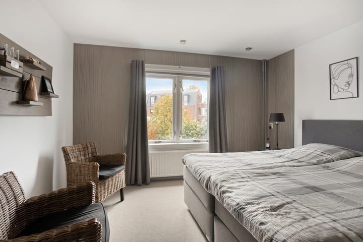 Foto 24 van Utrechtse straatweg 13