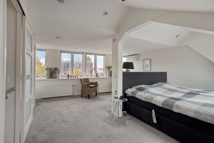 Foto 37 van Utrechtse straatweg 13