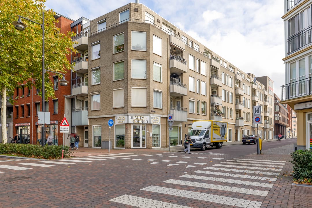 Photo 1 of Kluisstraat 3-B