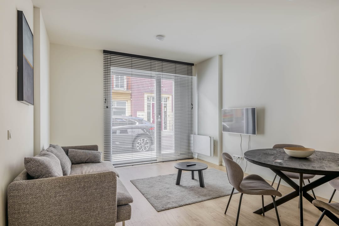 Photo 11 of Kluisstraat 3-B