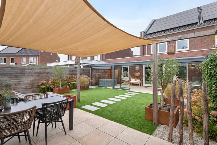 Photo 34 of Strengpers 18