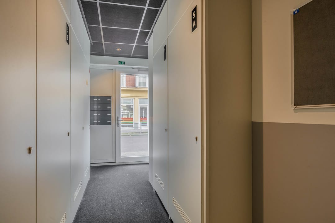 Photo 7 of Kluisstraat 3-B