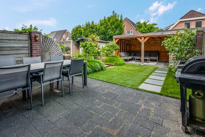 Photo 37 of Steenakker 24