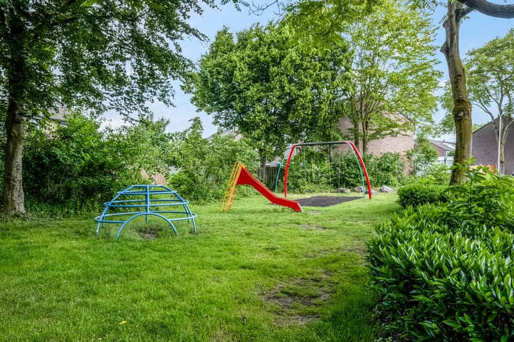 Photo 48 of Steenakker 24