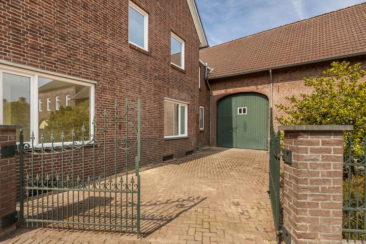 Photo 9 of Dorpsstraat 26