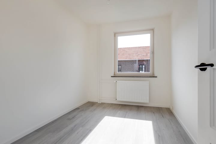 Photo 19 of Dorpsstraat 26