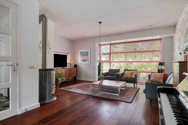 Foto 2 van Newtonplein 17