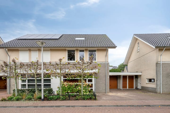 Foto 6 van Newtonplein 17