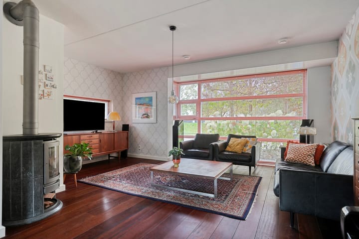 Foto 8 van Newtonplein 17