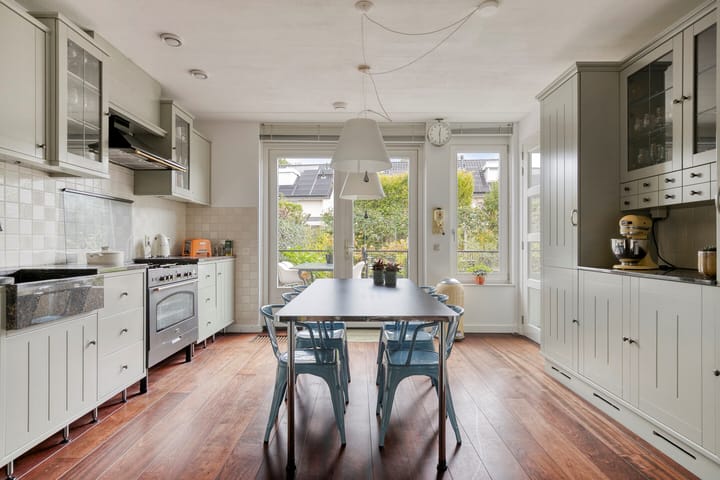 Foto 12 van Newtonplein 17