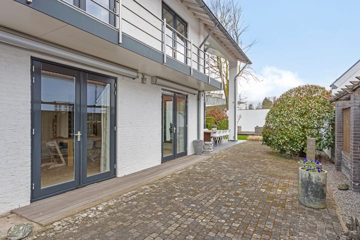 Foto 63 van Warandelaan 52