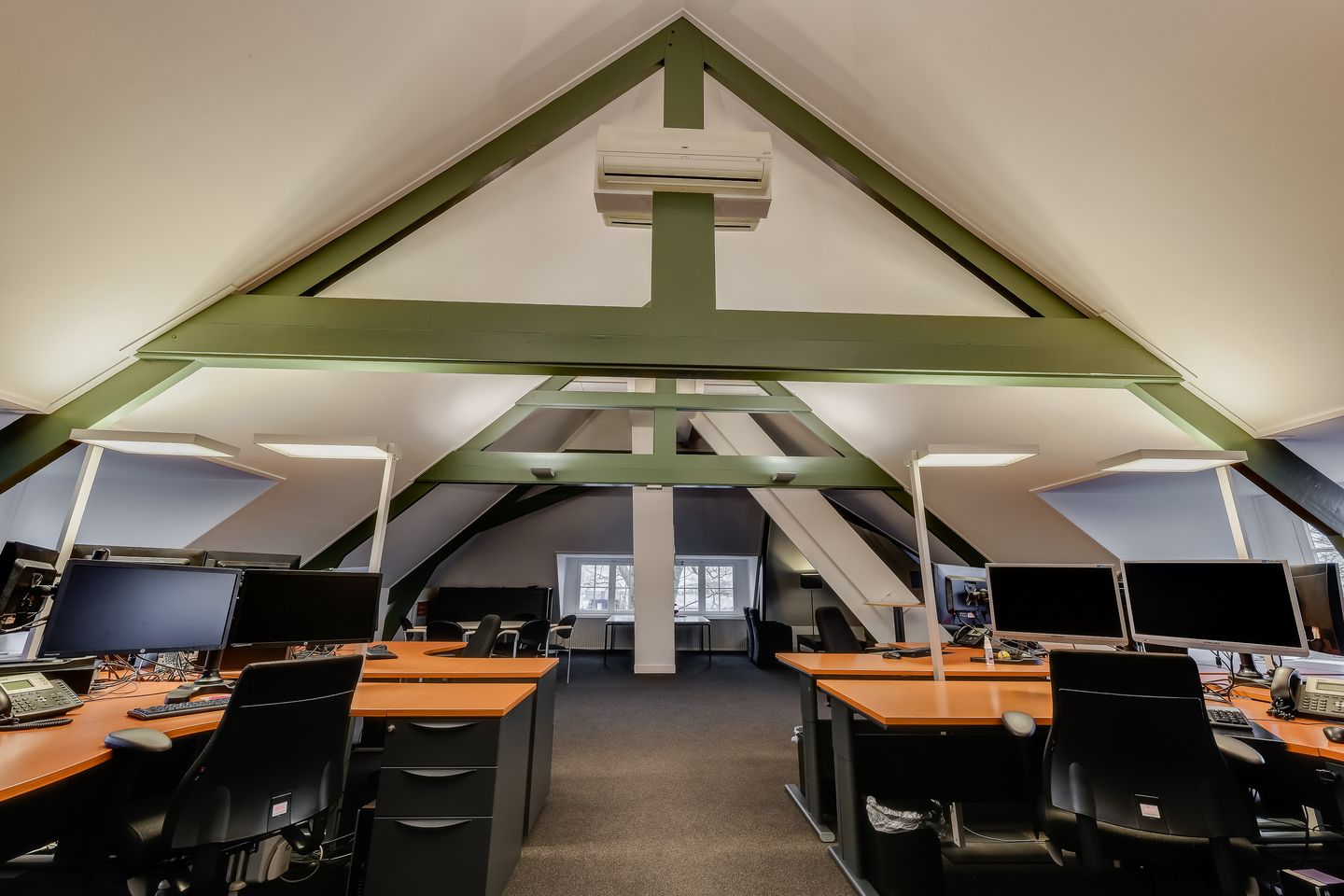 Bekijk foto 5 van Stationsweg 387