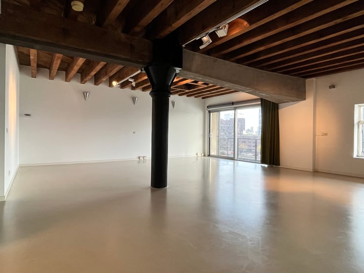 Photo 5 of Lloydstraat 102