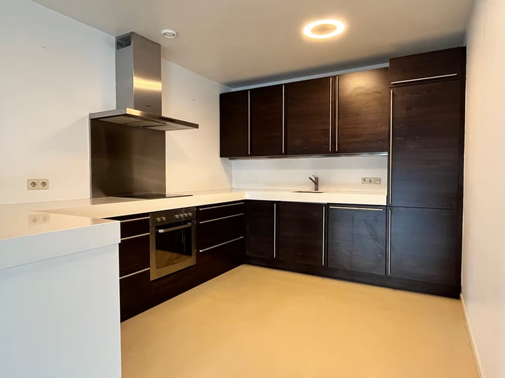 Photo 9 of Lloydstraat 102