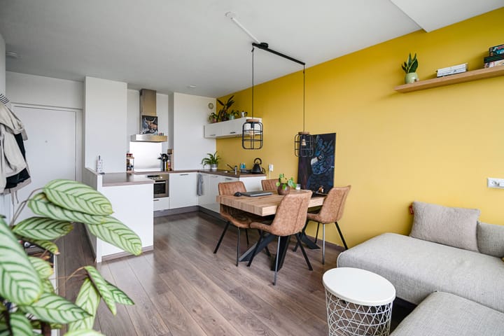 Foto 4 van Bachstraat 254