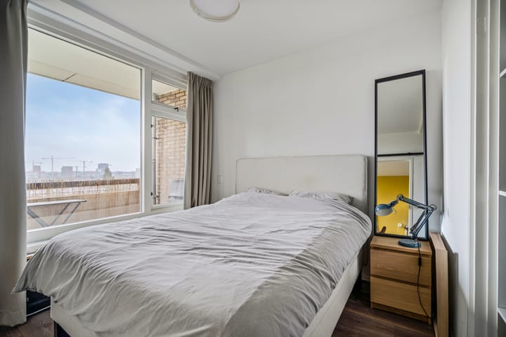 Foto 18 van Bachstraat 254