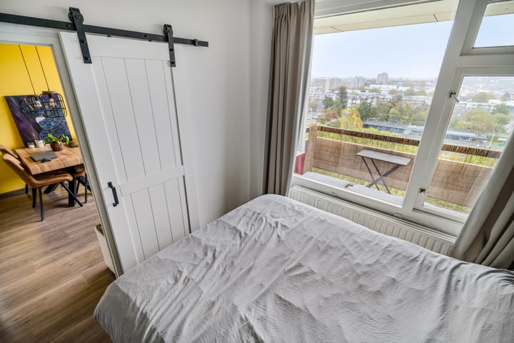 Foto 19 van Bachstraat 254