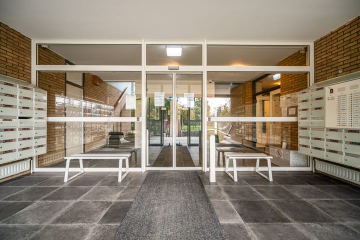 Foto 31 van Bachstraat 254