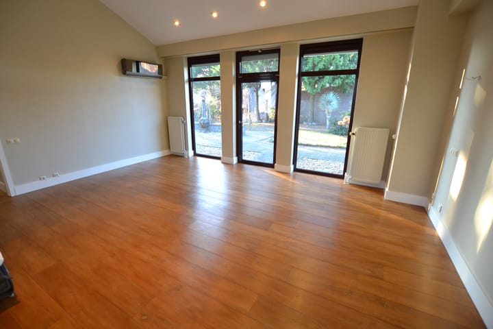 Foto 35 van Unolaan 11