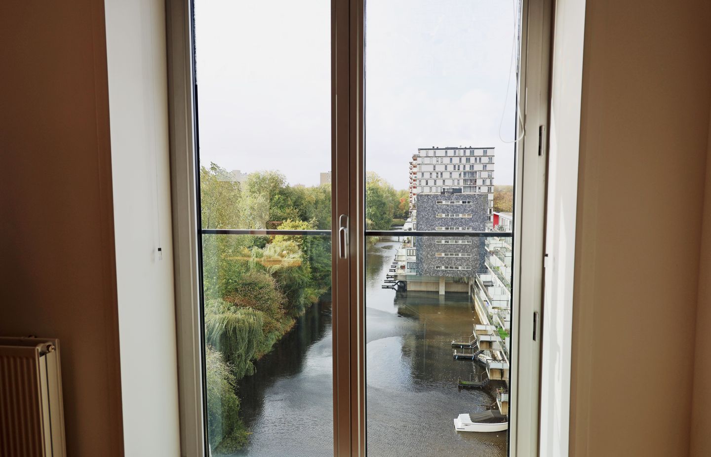 Foto 1 van Osdorper Ban 649