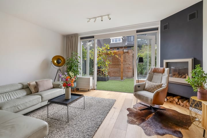 Photo 4 of Sodawater 38