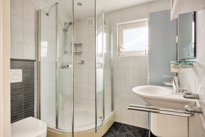 Photo 19 of Heer van Rodestraat 171