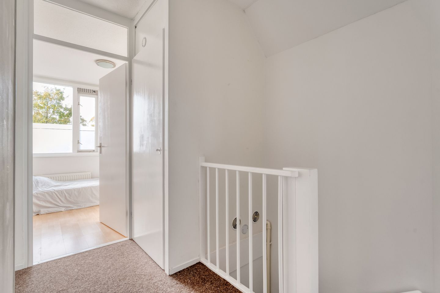 Photo 14 of Van Limburg Stirumware 72