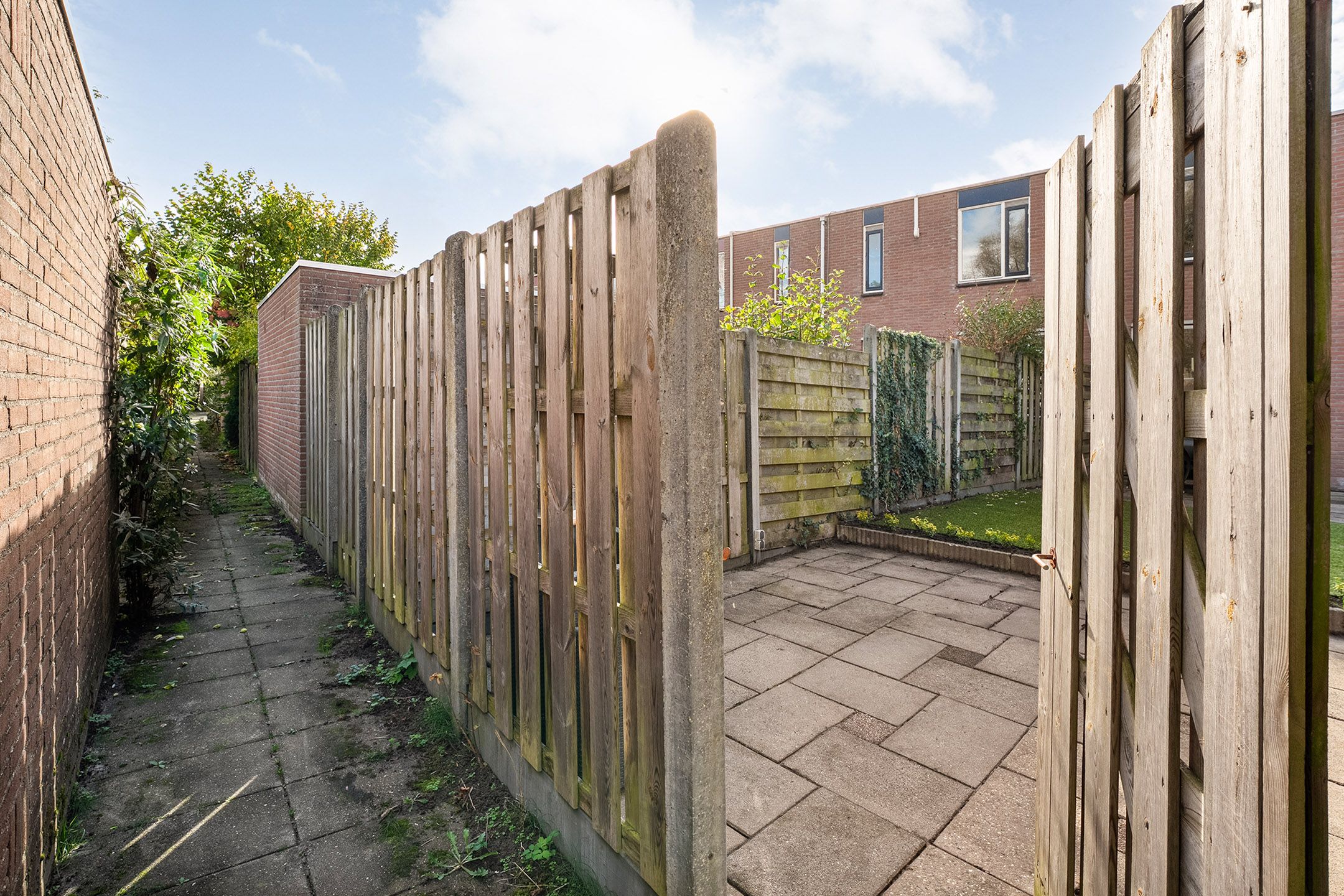 Photo 27 of Van Limburg Stirumware 72