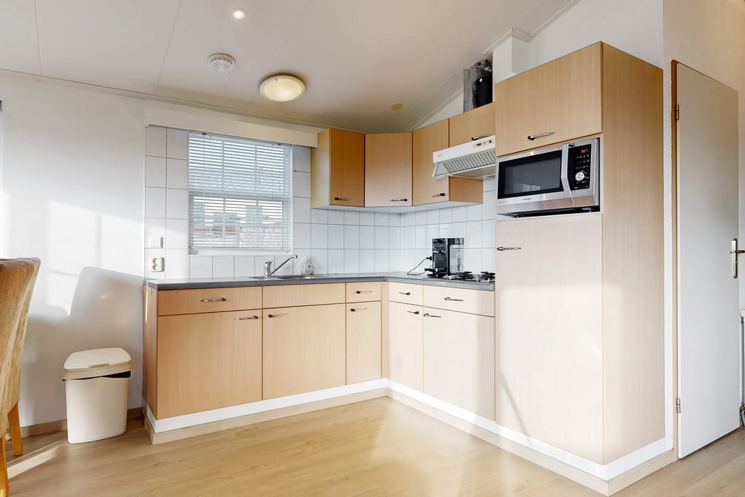 Photo 11 of Oudendijkseweg 21-J