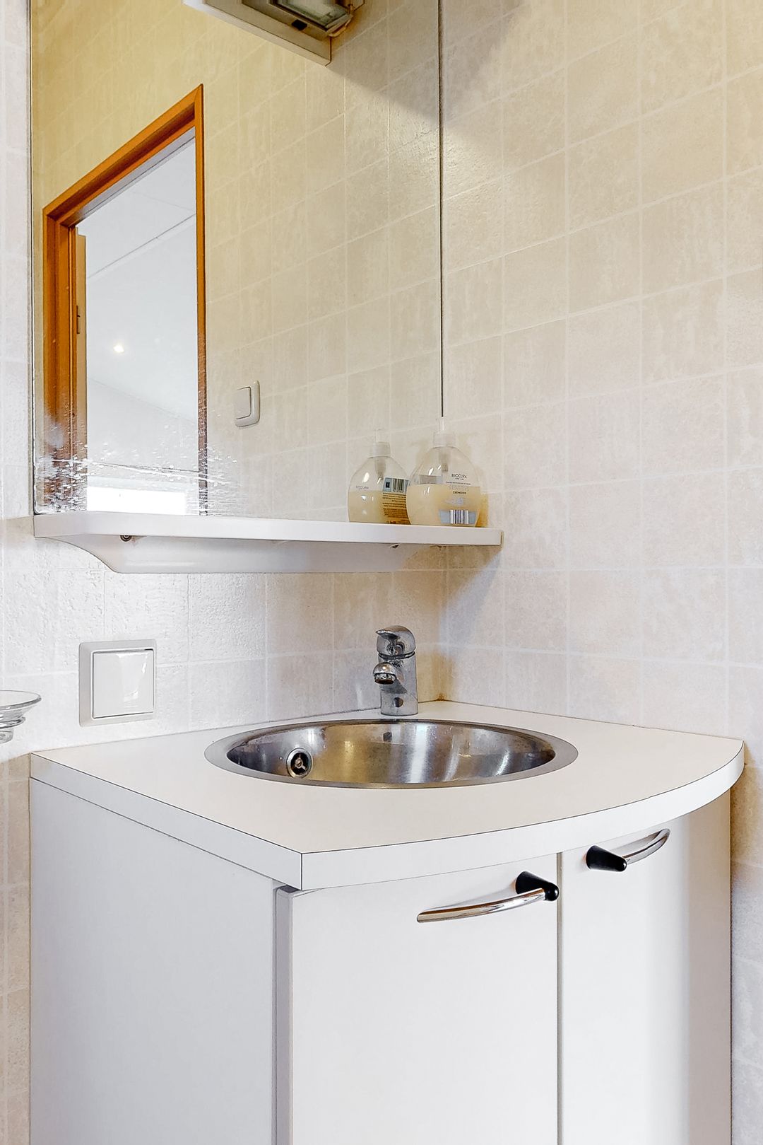 Photo 16 of Oudendijkseweg 21-J