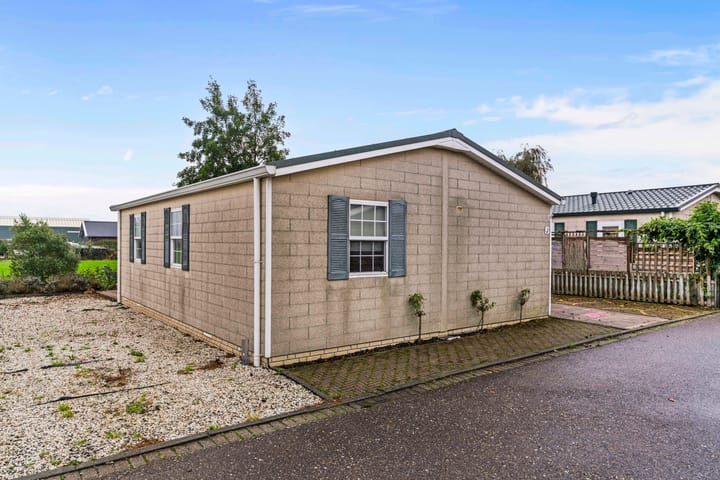 Photo 22 of Oudendijkseweg 21-J