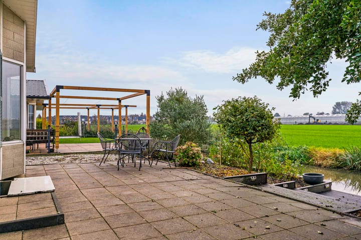 Photo 30 of Oudendijkseweg 21-J