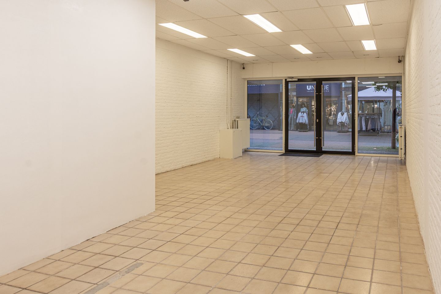 View photo 2 of Marktstraat 14